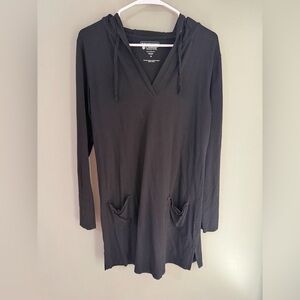 Coolibar Catalina Beach Cover-Up Dress, which is designed with UPF 50+ med